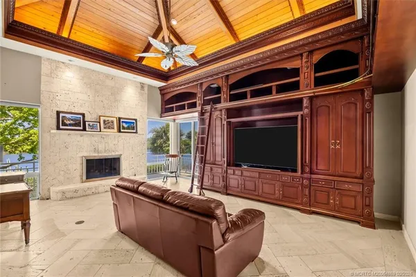 $5,999,888 | 12198 Southeast Riverbend Lane, Port St. Lucie, FL 34984