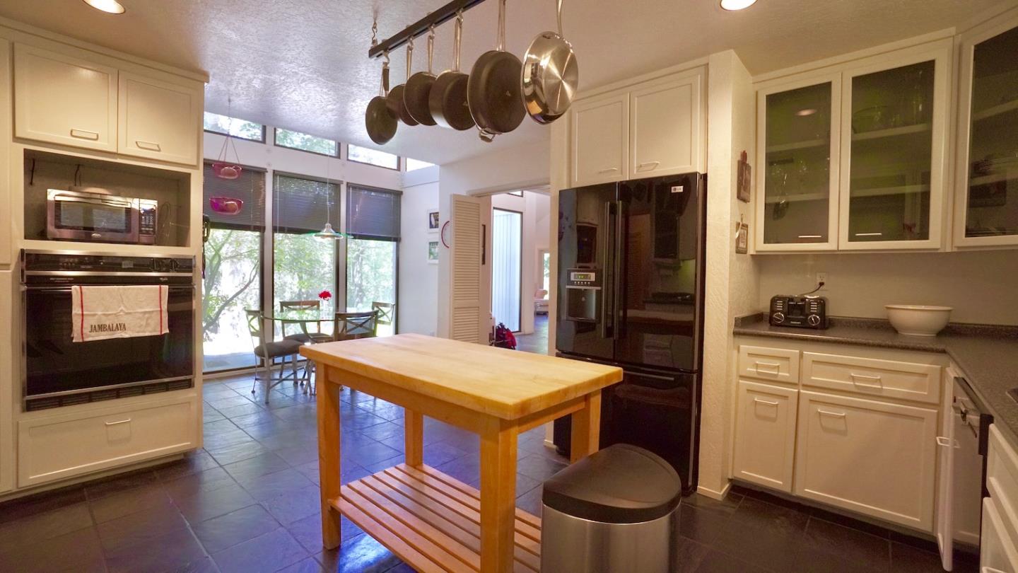 8143 Hihn Road Ben Lomond, CA 95005 - Photo 7 of 45 Gallery Image 7