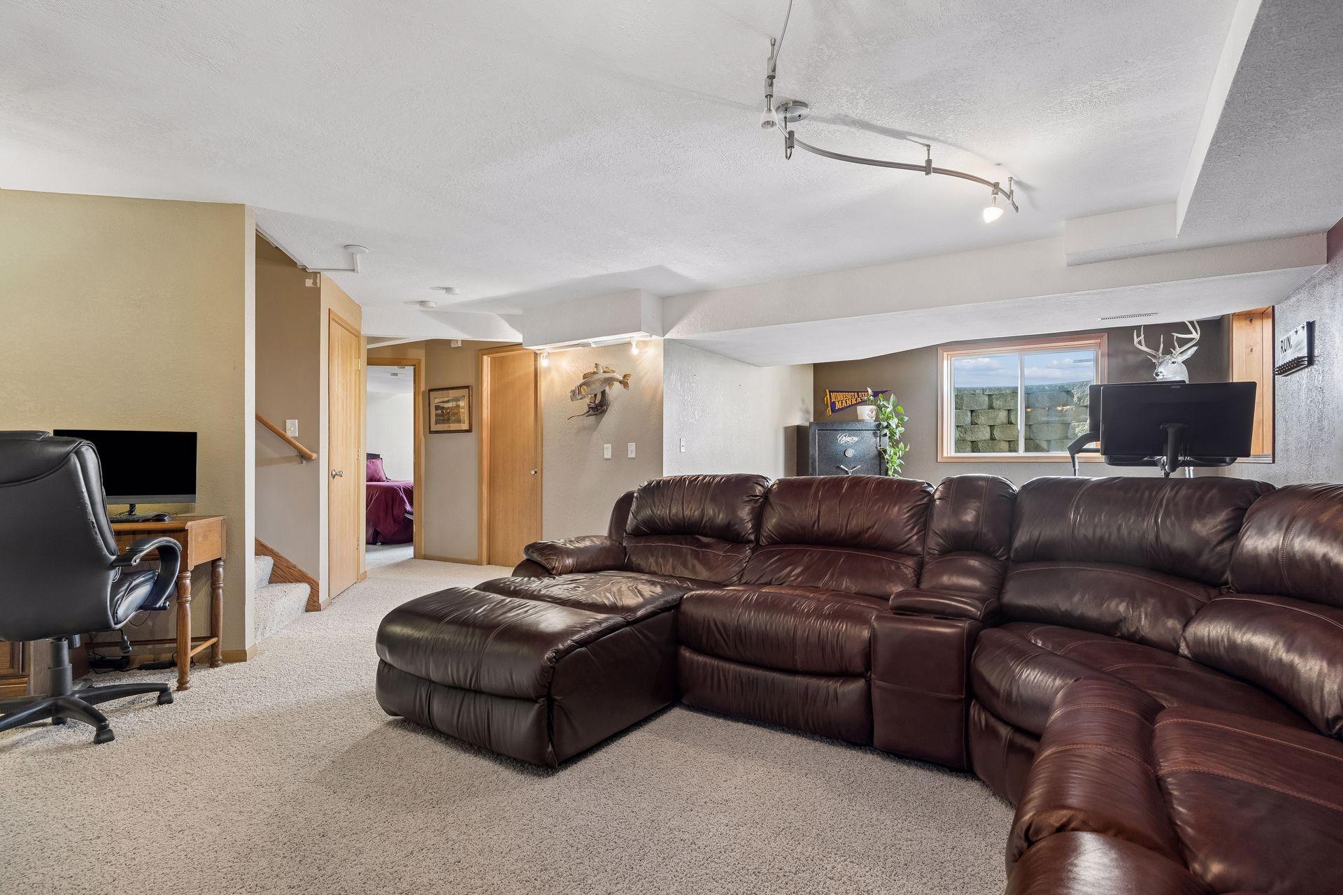 5130 Meadow Drive Southeast Rochester, MN 55904 - Photo 46 of 51