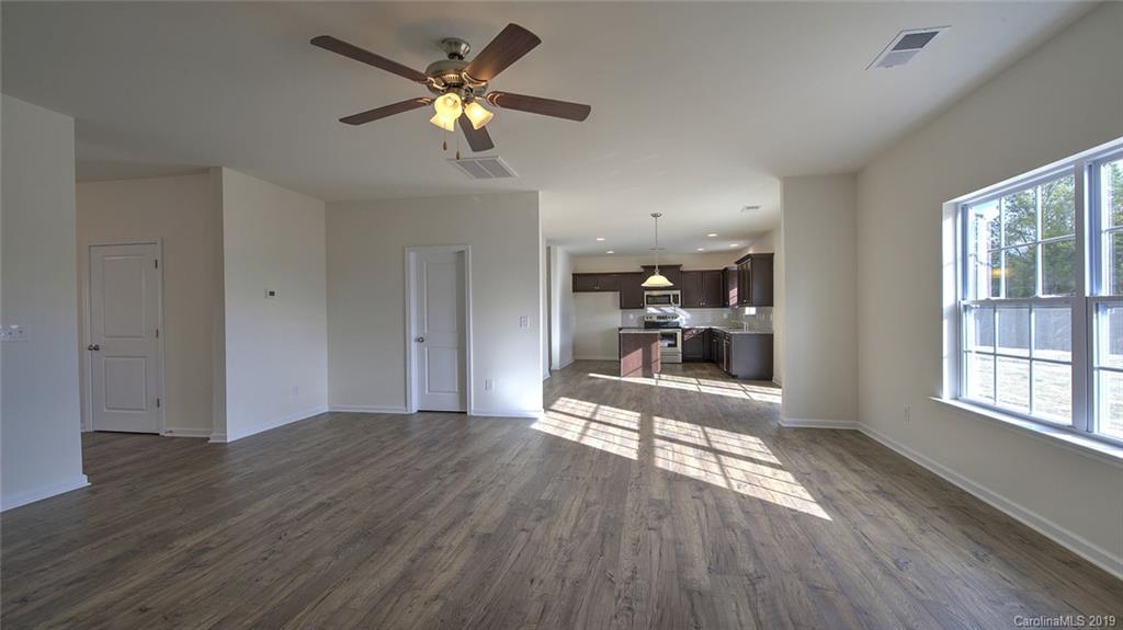 7008 Branch Fork Road Charlotte, NC 28215 - Photo 12 of 40 Gallery Image 12