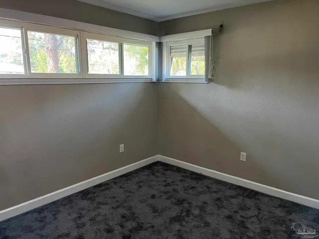 $2,275 | 104 Navarre Street, Gulf Breeze, FL 32561