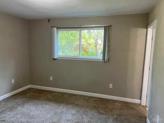 $2,275 | 104 Navarre Street, Gulf Breeze, FL 32561