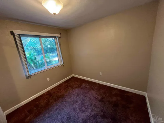 $2,275 | 104 Navarre Street, Gulf Breeze, FL 32561