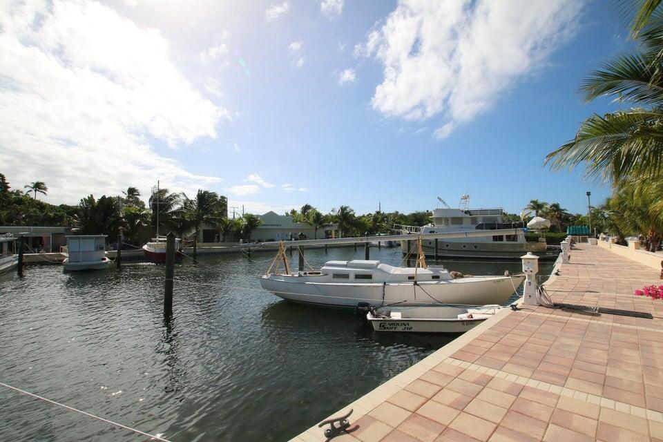 Lorelei boat slip photo5