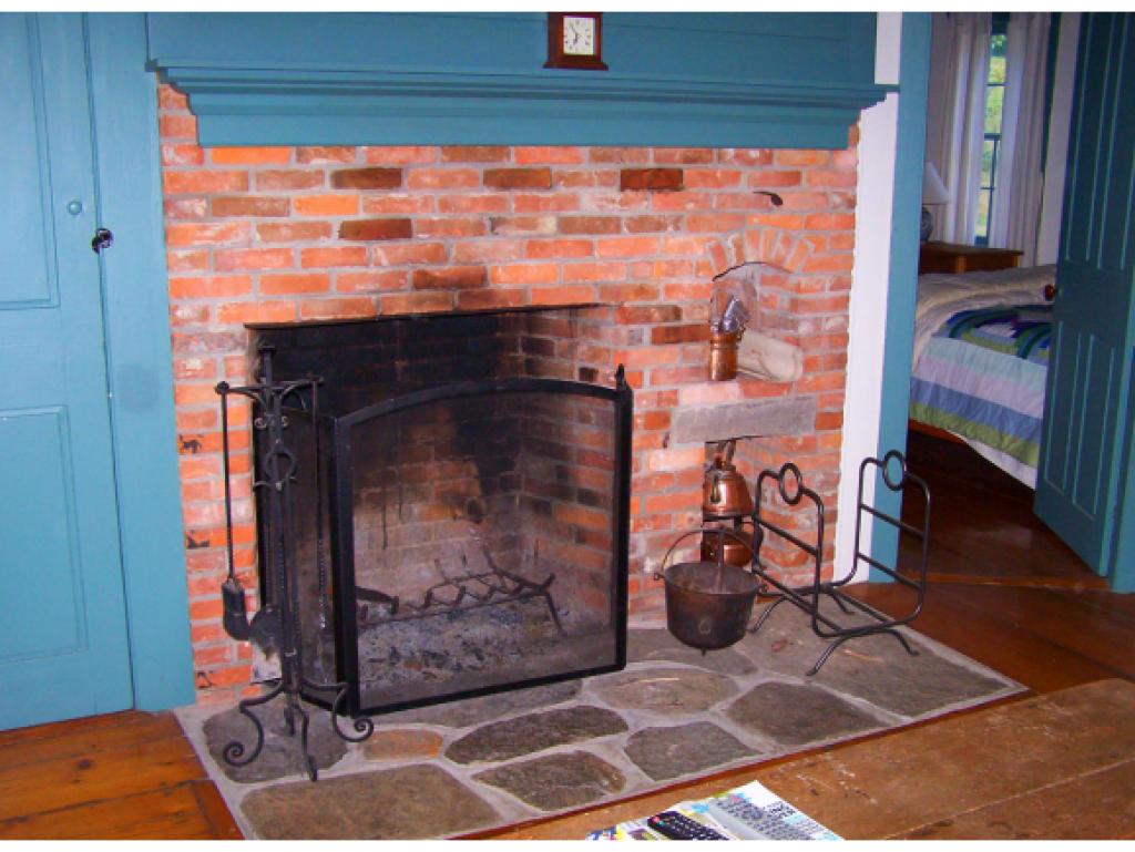 1805 Green River Road Guilford, VT 05301 - Photo 16 of 24