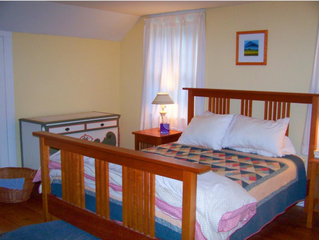 1805 Green River Road Guilford, VT 05301 - Photo 19 of 24