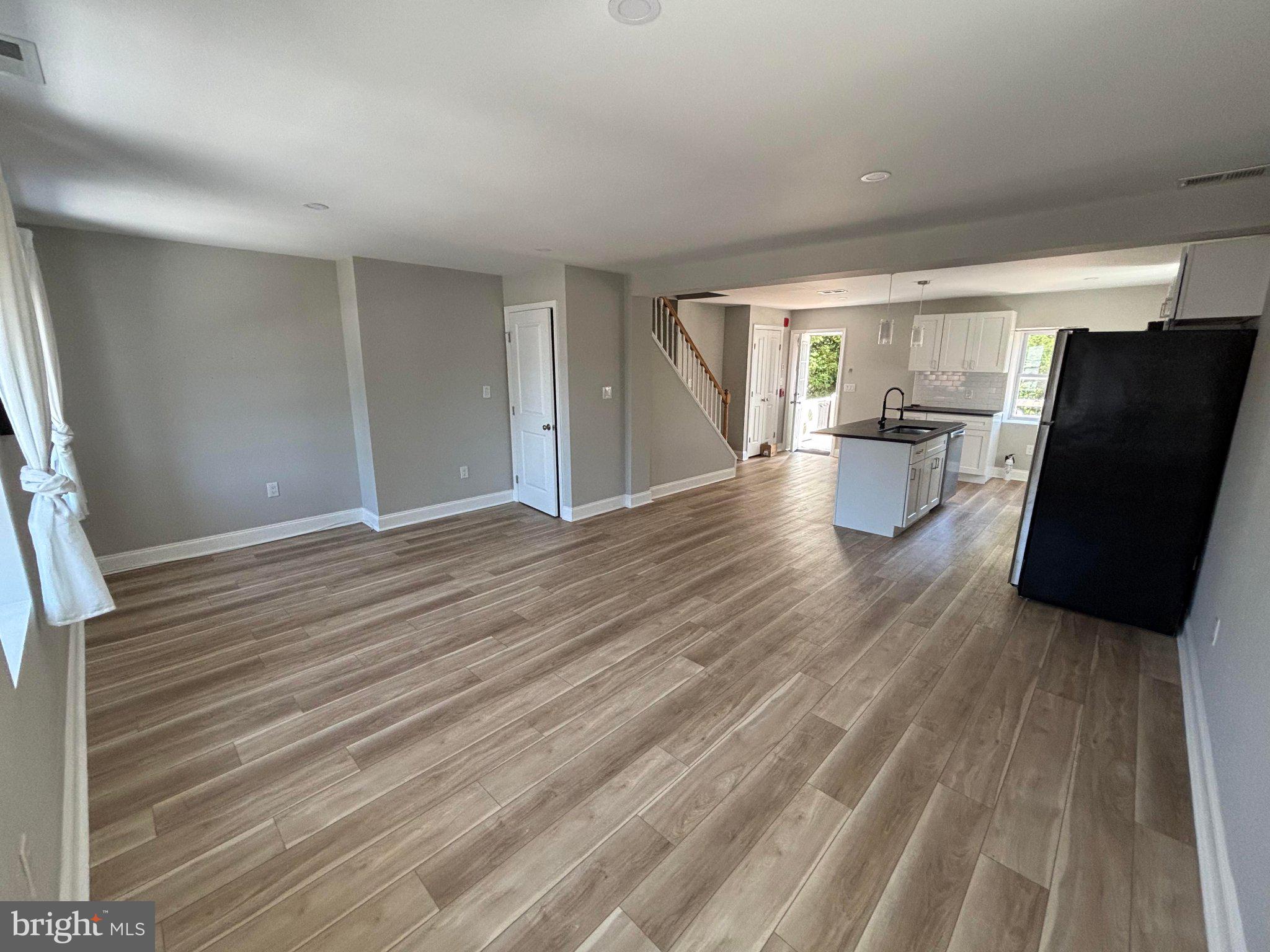 5543 Ridge Avenue Philadelphia, PA 19128 - Photo 8 of 24