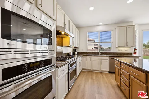 $1,149,999 | 4375 West Ave M 11, Quartz Hill, CA 93536
