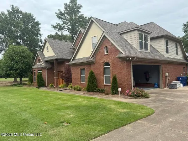 $724,900 | 1290 Robertson Road, Hernando, MS 38632