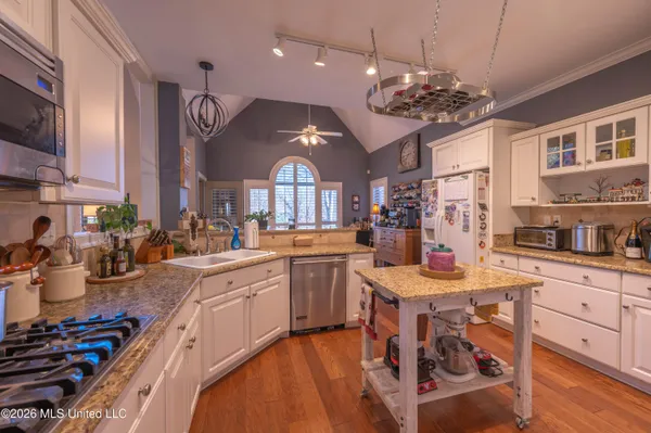$724,900 | 1290 Robertson Road, Hernando, MS 38632
