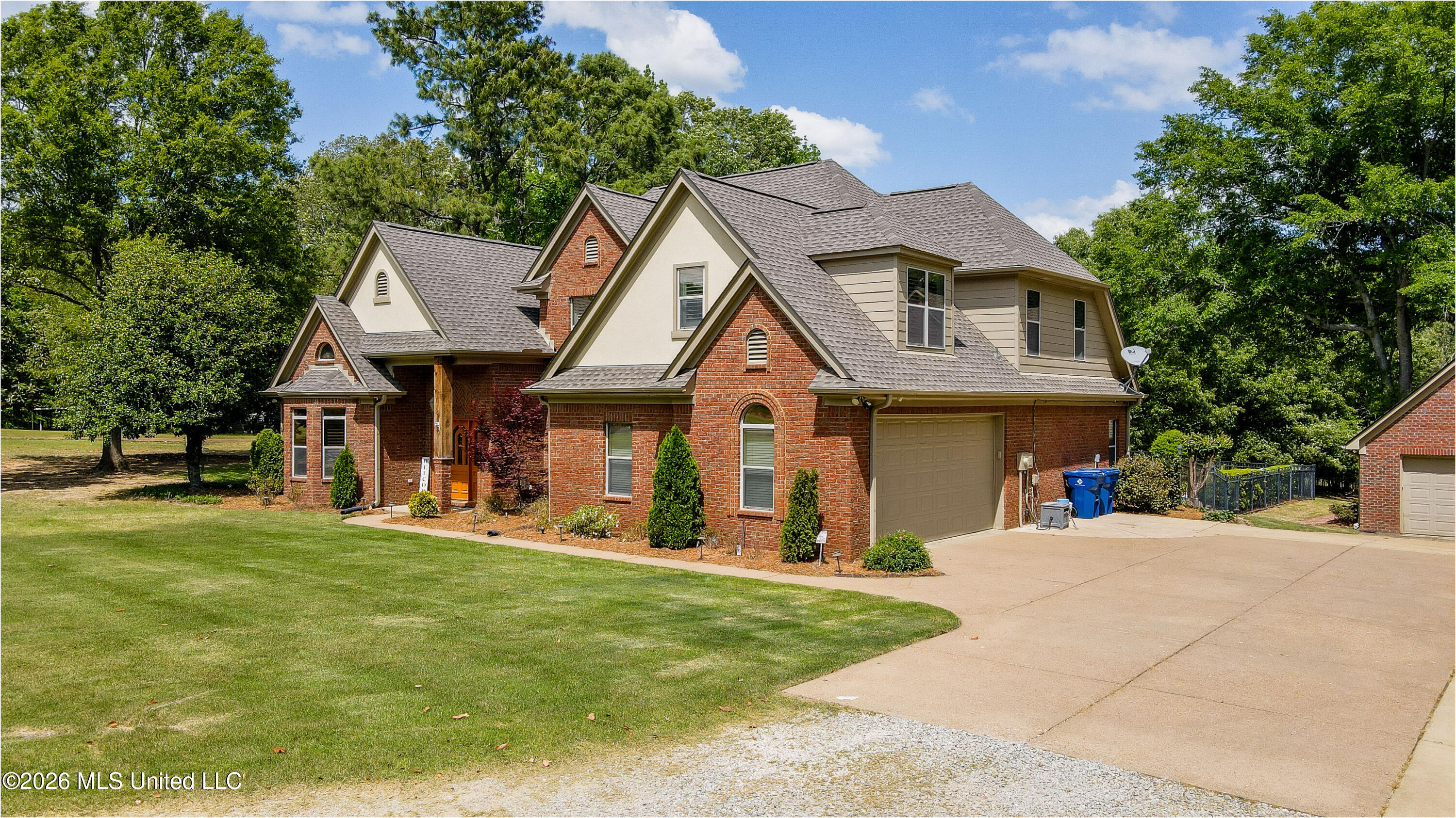 1290 Robertson Road Hernando, MS 38632 - Photo 4 of 75 A-1