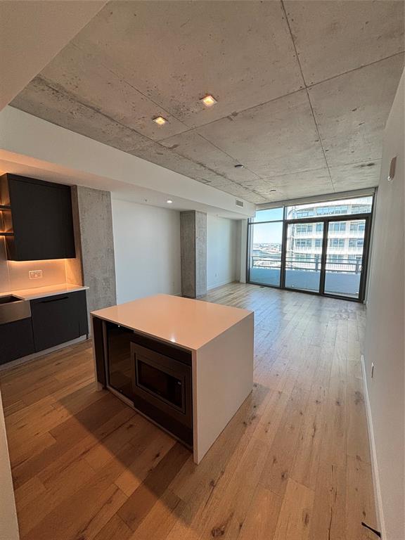 1801 North Pearl Street, Unit 3806 Dallas, TX 75201 - Photo 1 of 22 Gallery Image 1