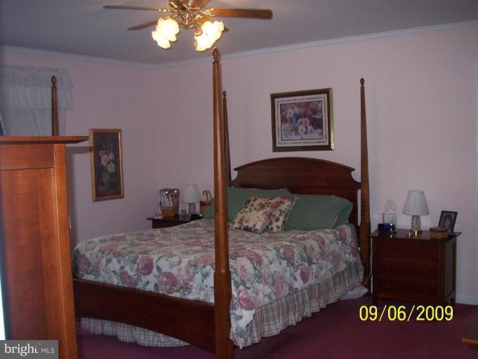 6939 Damascus Road Gaithersburg, MD 20882 - Photo 18 of 23 Master has 2-walkin closets!