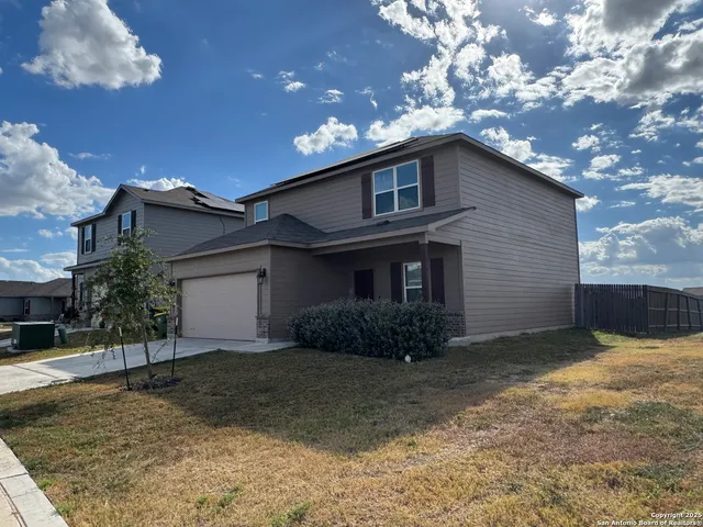 $1,800 | 7507 Capstone Ridge, San Antonio, TX 78244