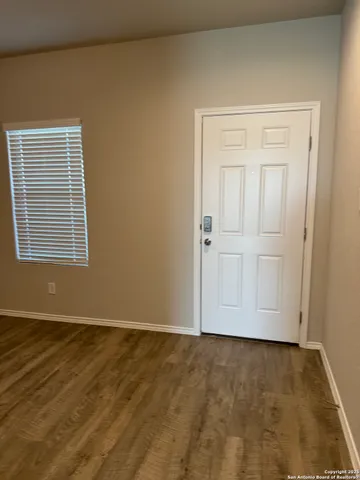 $1,800 | 7507 Capstone Ridge, San Antonio, TX 78244