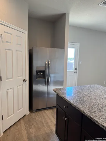 $1,800 | 7507 Capstone Ridge, San Antonio, TX 78244