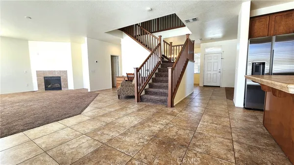 $2,900 | 13311 Falena Court, Victorville, CA 92392