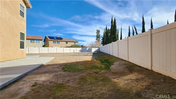 $2,900 | 13311 Falena Court, Victorville, CA 92392