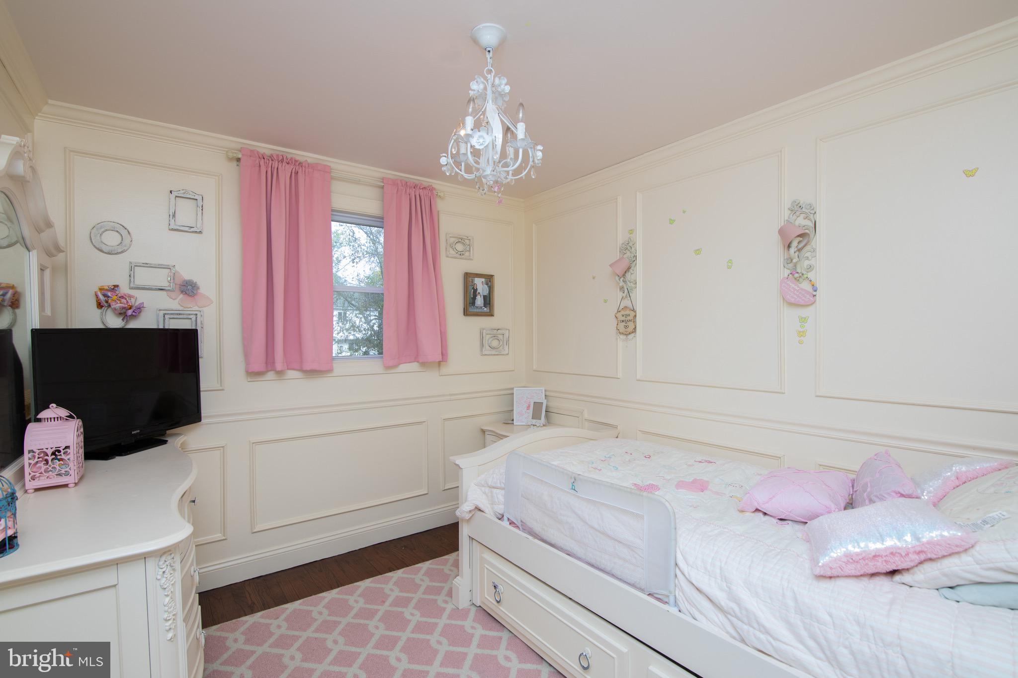 105 Forest Road Cherry Hill, NJ 08034 - Photo 25 of 39 Bedroom 3