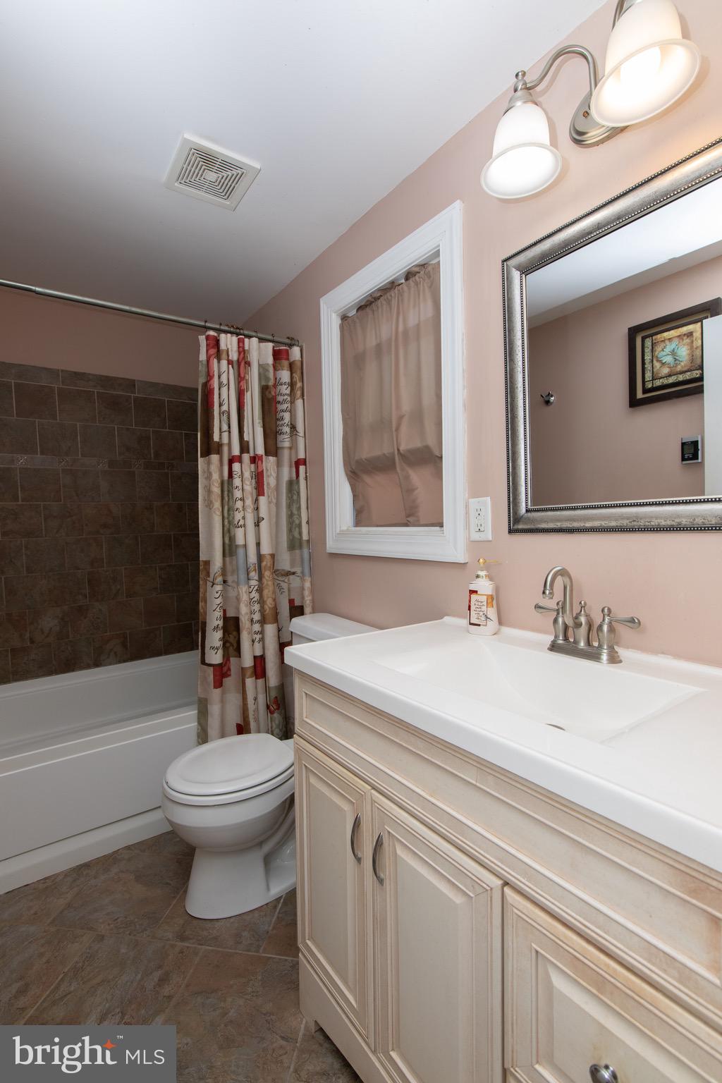 105 Forest Road Cherry Hill, NJ 08034 - Photo 32 of 39 Bathroom