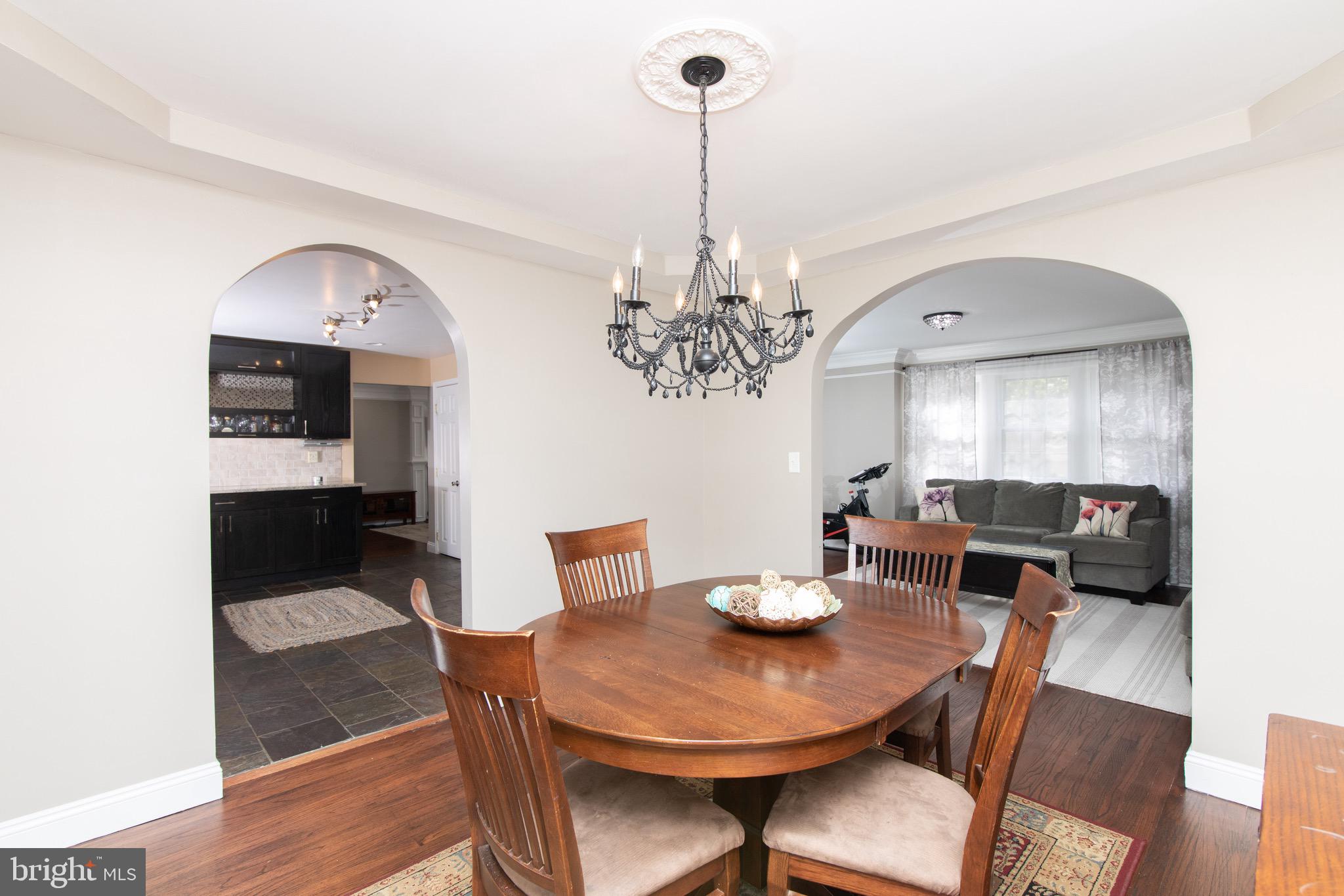 105 Forest Road Cherry Hill, NJ 08034 - Photo 9 of 39 Dining Room