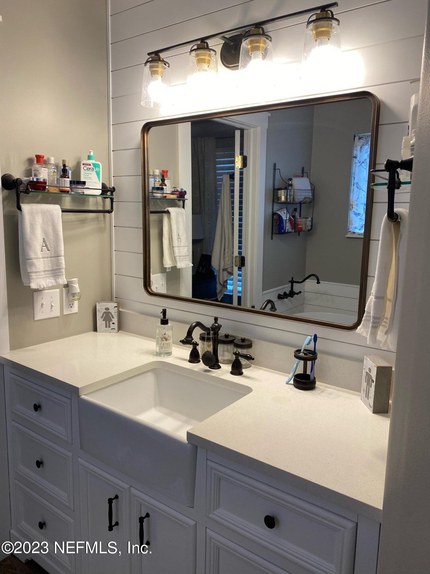 4244 Hickory Street Macclenny, FL 32063 - Photo 20 of 42 Master Bath
