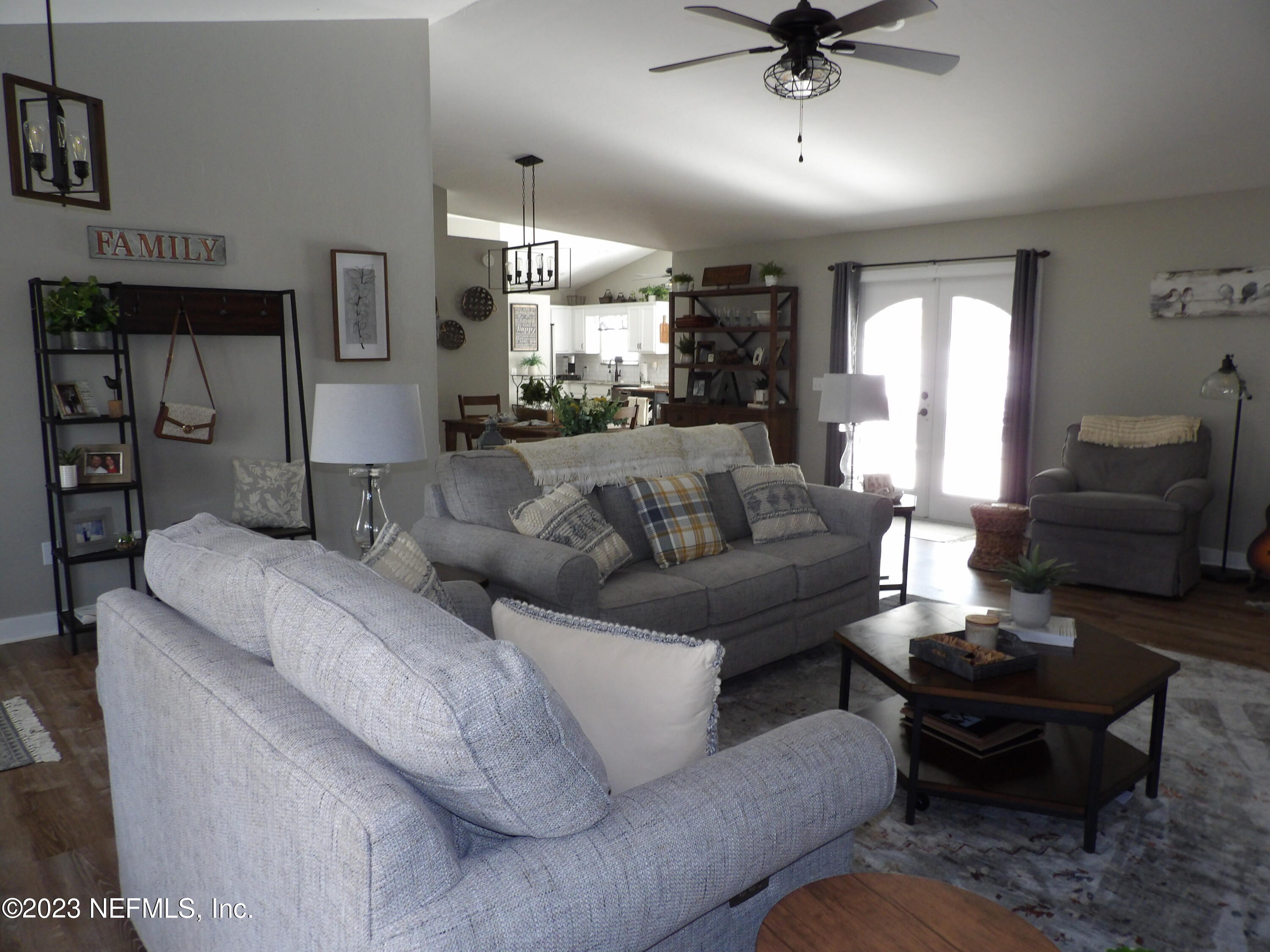 4244 Hickory Street Macclenny, FL 32063 - Photo 5 of 42 Great Room