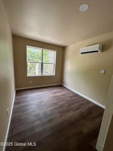 $85,200 | 4209 Menga Drive, Schenectady, NY 12304