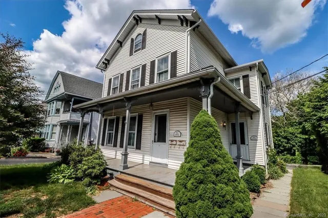 $1,995 | 23 South Main Street, Unit C, New Milford, CT 06776