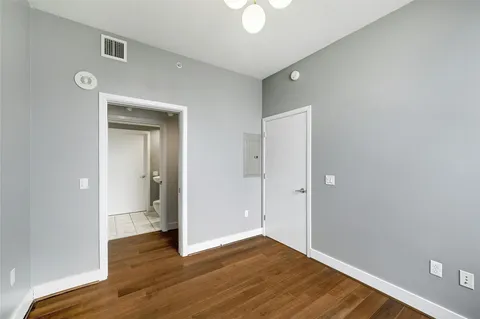 $799,000 | 300 Bowie Street, Unit 2301, Austin, TX 78703