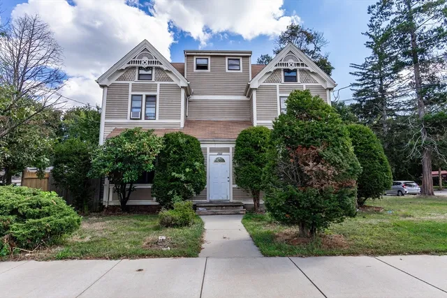 $1,499,900 | 292 Hollis Street, Framingham, MA 01702
