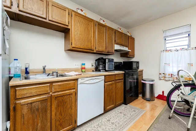 $1,499,900 | 292 Hollis Street, Framingham, MA 01702