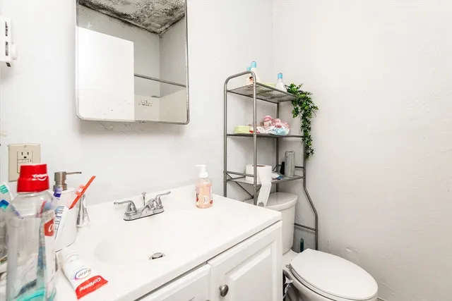 $1,499,900 | 292 Hollis Street, Framingham, MA 01702