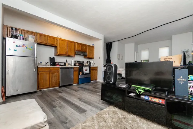 $1,499,900 | 292 Hollis Street, Framingham, MA 01702