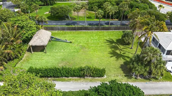 $599,995 | 5237 Northeast Shore Village Terrace, Jensen Beach, FL 34957