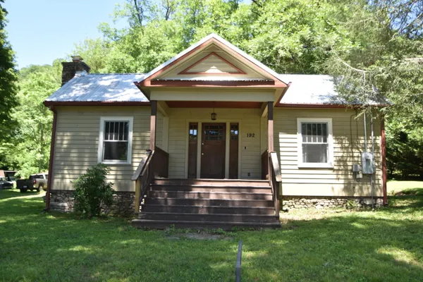 $1,500 | 192 Gray Street, Ringgold, GA 30736