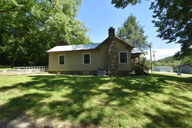 $1,500 | 192 Gray Street, Ringgold, GA 30736