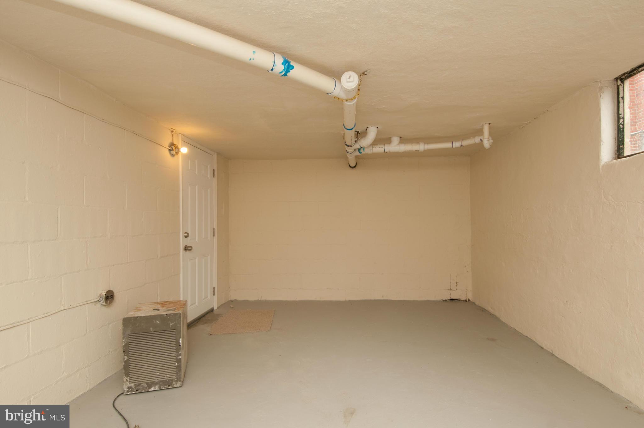 7502 Old Harford Road Baltimore, MD 21234 - Photo 26 of 30 Interior (General)