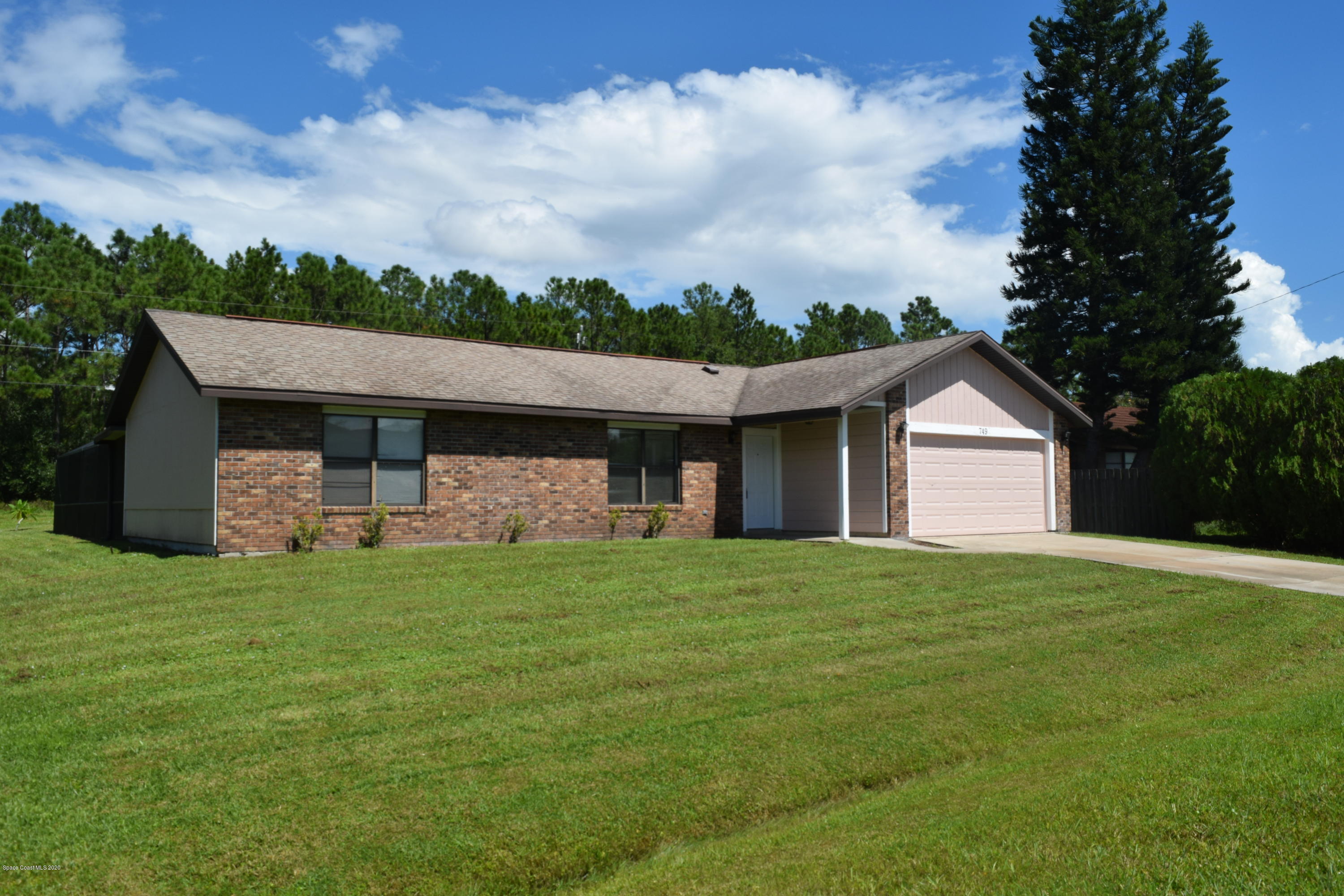 749 Furth Road Northwest Palm Bay, FL 32907 - Photo 1 of 25 DSC_0052