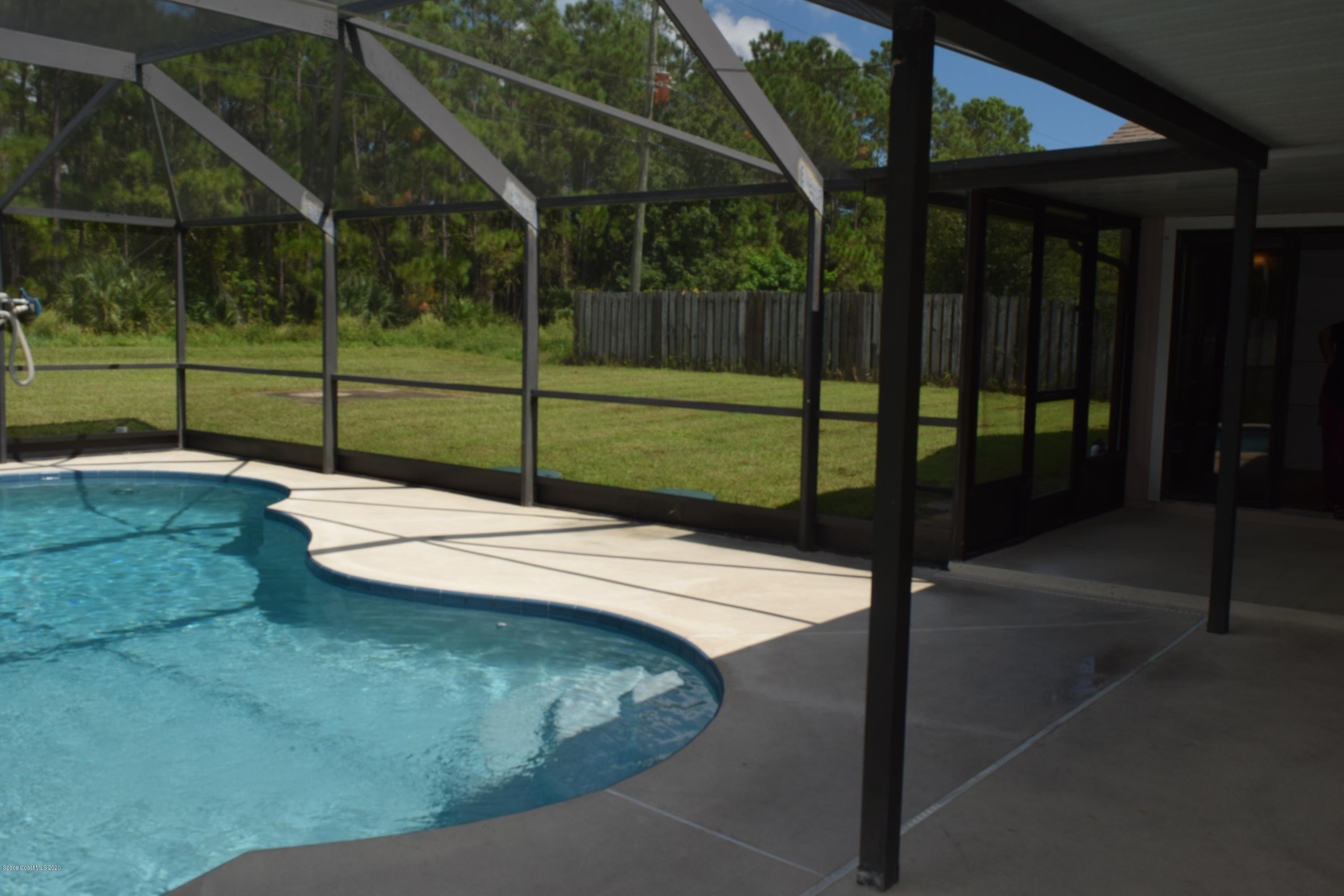 749 Furth Road Northwest Palm Bay, FL 32907 - Photo 22 of 25 DSC_0098