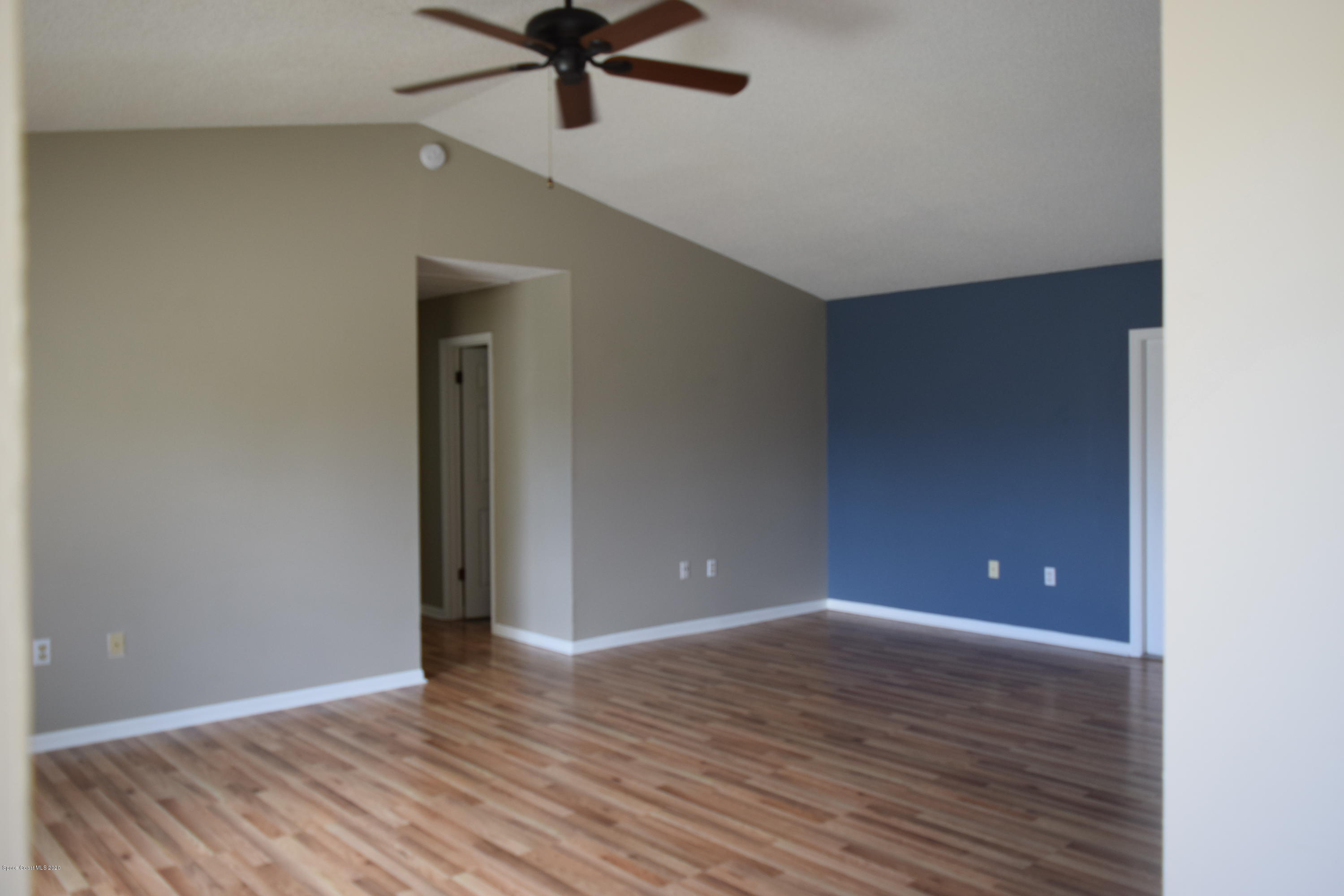 749 Furth Road Northwest Palm Bay, FL 32907 - Photo 5 of 25 DSC_0062