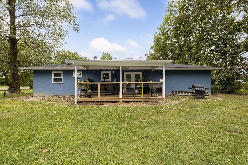 6645 Sherman Road Galena, OH 43021 - Photo 24 of 26 Backporch