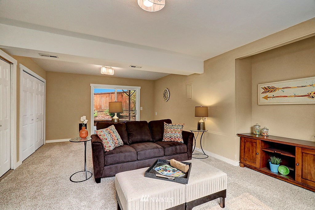 707 204th Street Southeast Bothell, WA 98012 - Photo 13 of 18