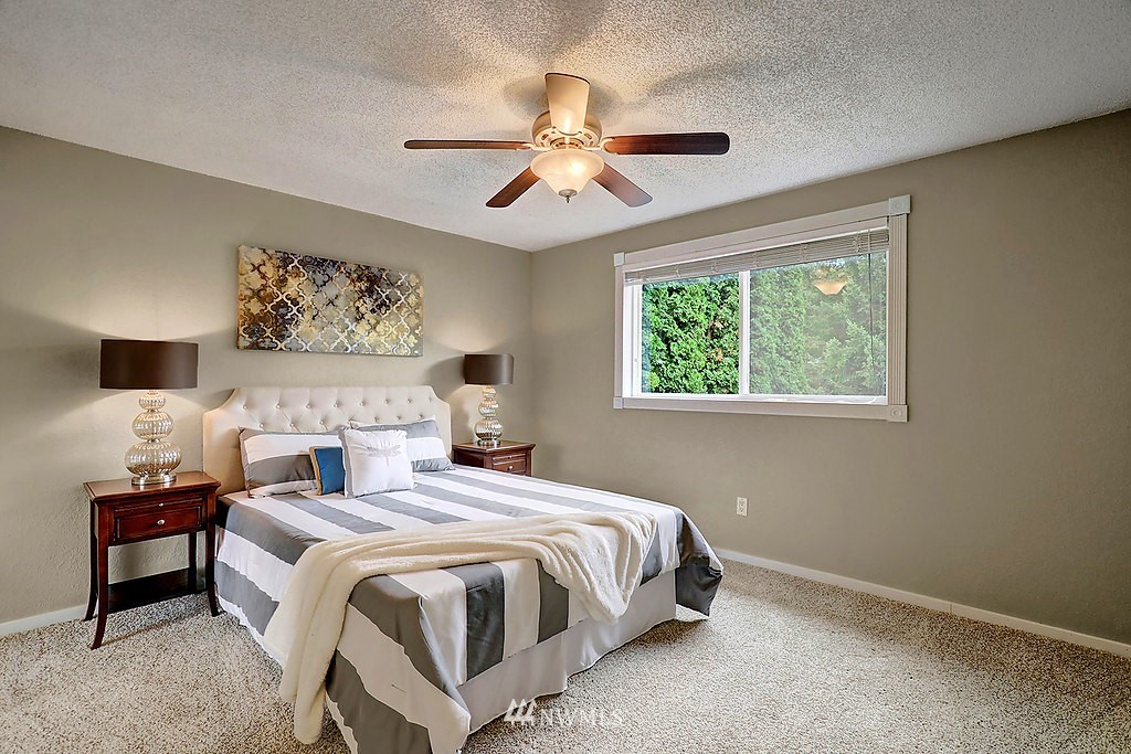 707 204th Street Southeast Bothell, WA 98012 - Photo 8 of 18