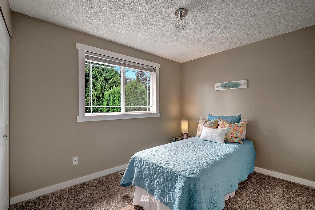 707 204th Street Southeast Bothell, WA 98012 - Photo 10 of 18