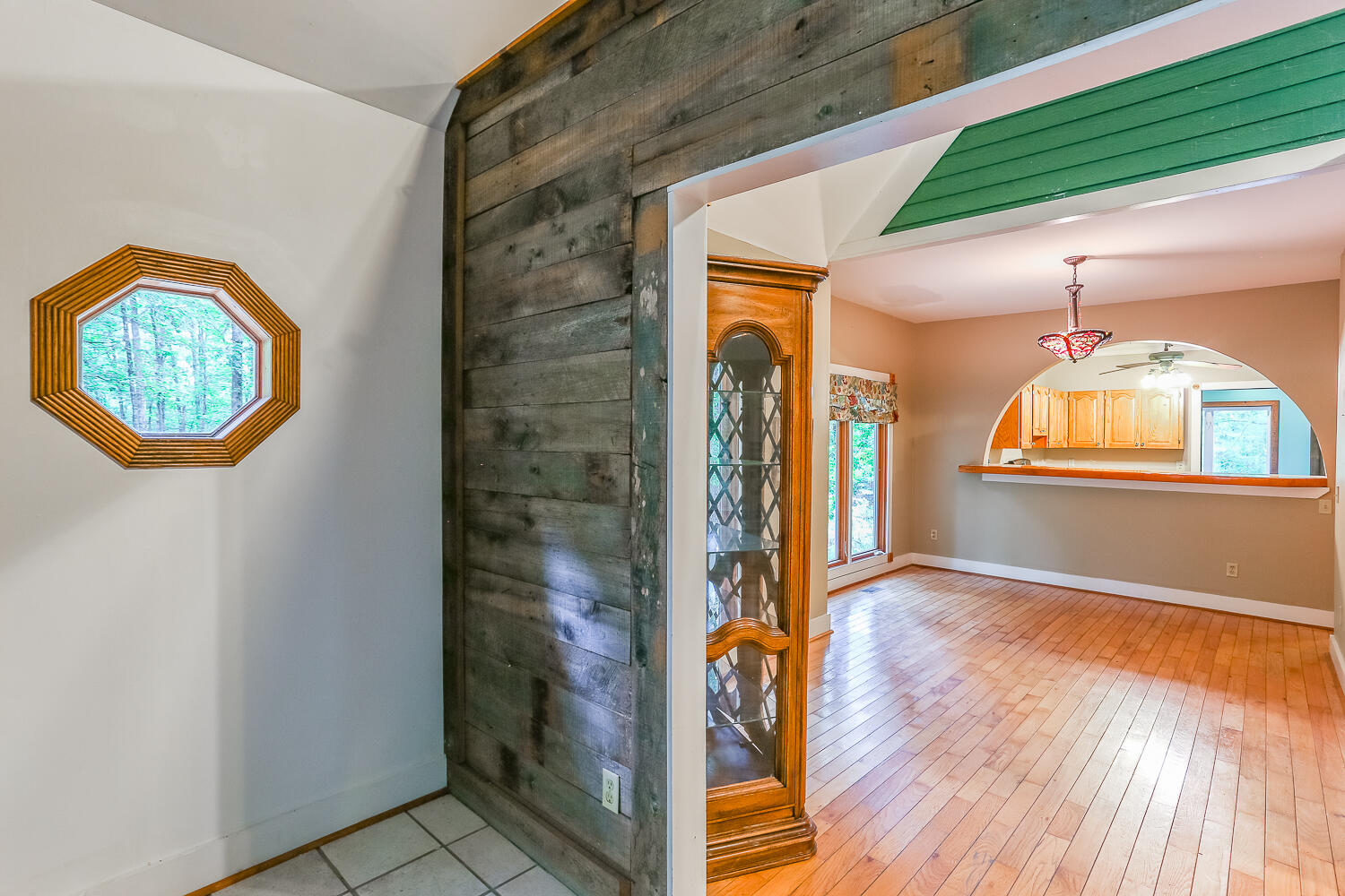 1560 Memorial Drive Rising Fawn, GA 30738 - Photo 11 of 47 1560 Memorial Drive HD -49
