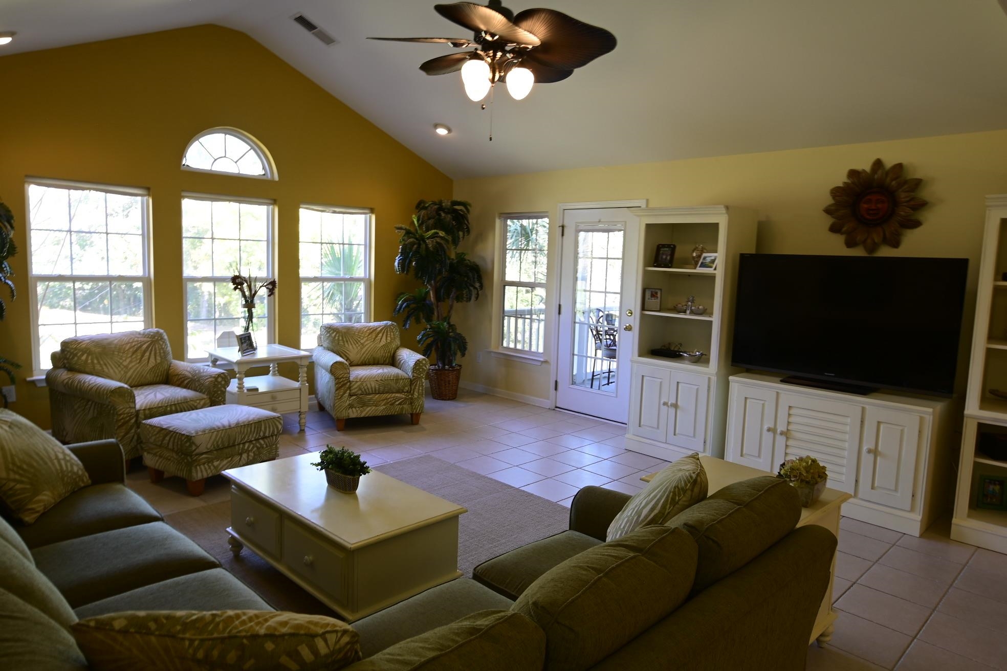 4654 Fringetree Drive, Unit G Murrells Inlet, SC 29576 - Photo 5 of 40 Gallery Image 5