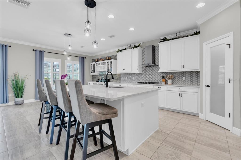 3820 Woods Rider Loop Odessa, FL 33556 - Photo 10 of 79