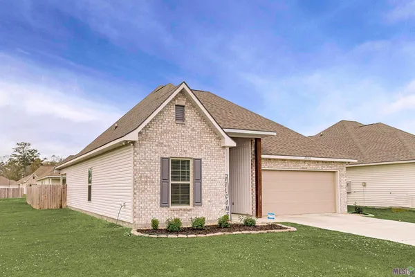 $269,900 | 28363 Merrimack Drive, Denham Springs, LA 70726