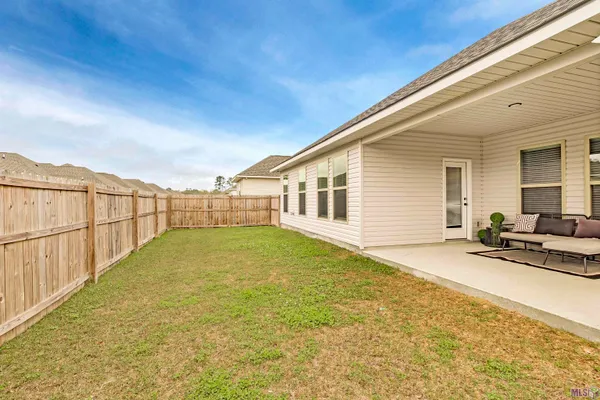 $269,900 | 28363 Merrimack Drive, Denham Springs, LA 70726
